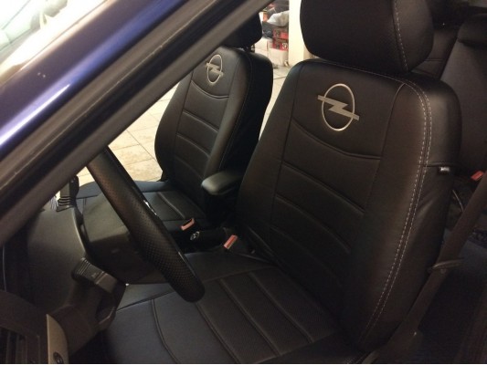 Авточехлы на Opel Astra H