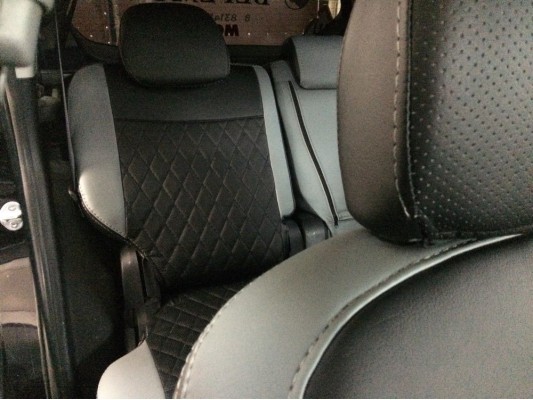 Авточехлы на Peugeot 4007 Авточехлы на Peugeot 4007