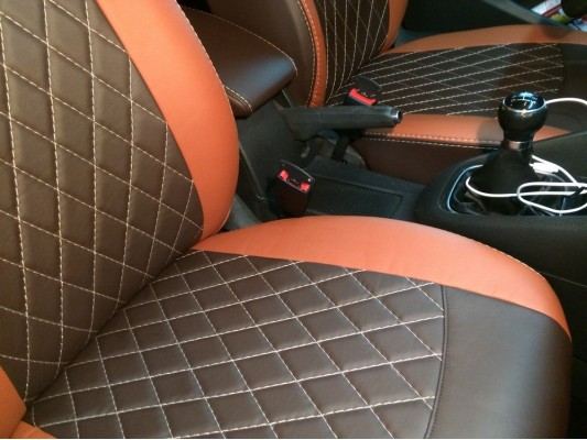 Авточехлы на Volkswagen Golf 6