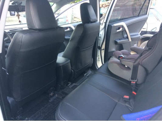 Каркасные авточехлы на Toyota RAV 4 CA40 Каркасные авточехлы на Toyota RAV 4 CA40