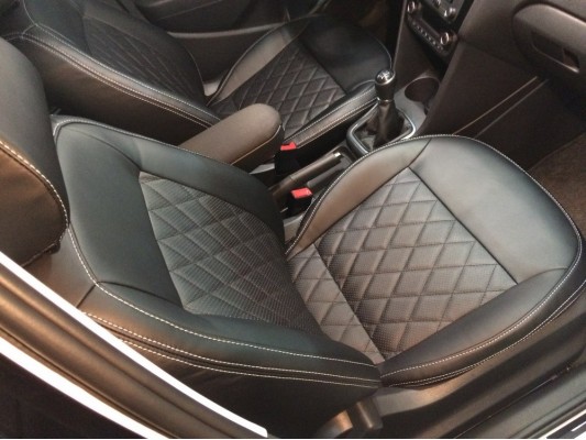 Каркасные авточехлы на Volkswagen Polo Каркасные авточехлы на Volkswagen Polo