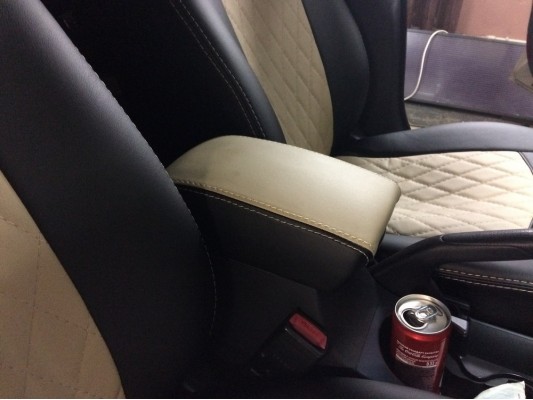 Перетяжка центрального подлокотника Перетяжка центрального подлокотника